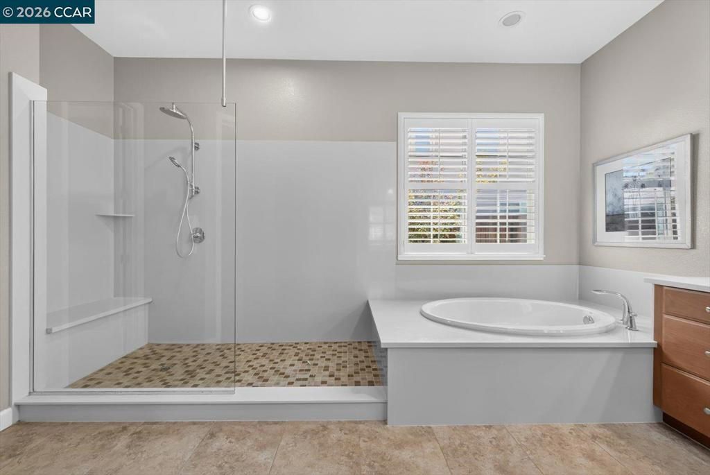 Image 33 of property listing at 447 Avondale Ct, Brentwood, CA 94513