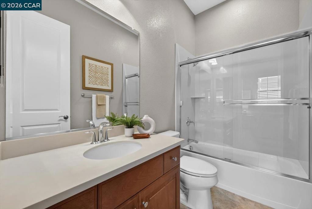 Image 37 of property listing at 447 Avondale Ct, Brentwood, CA 94513