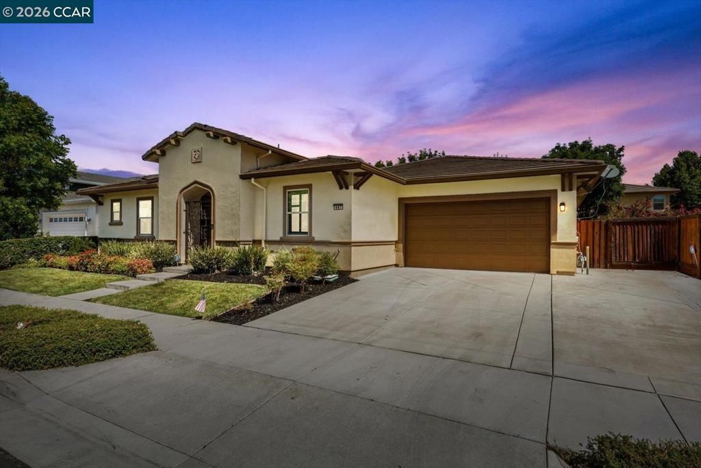 Image 77 of property listing at 447 Avondale Ct, Brentwood, CA 94513
