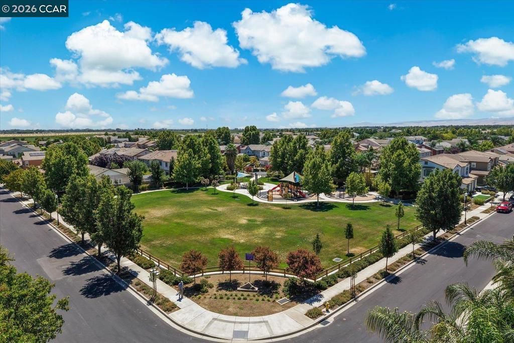 Image 79 of property listing at 447 Avondale Ct, Brentwood, CA 94513