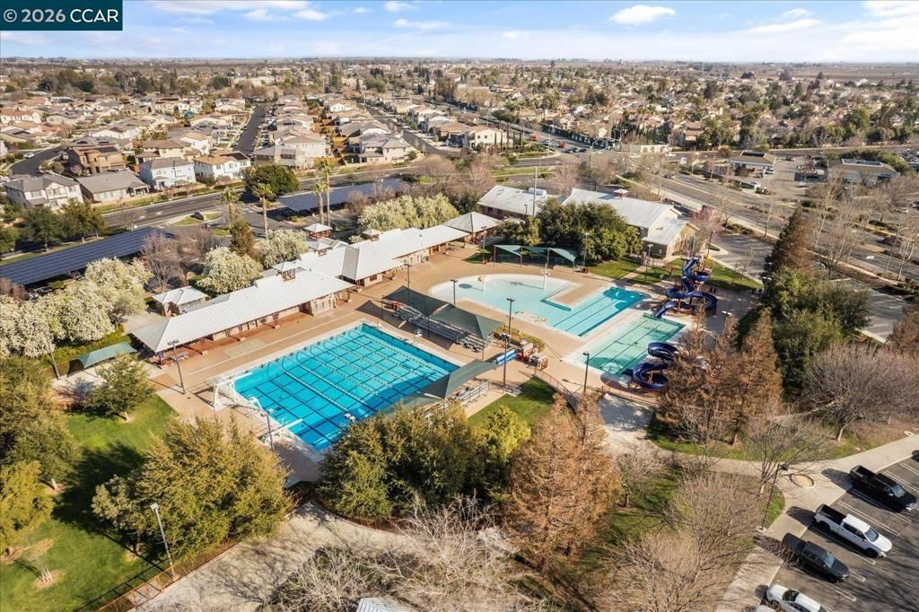 Image 89 of property listing at 447 Avondale Ct, Brentwood, CA 94513