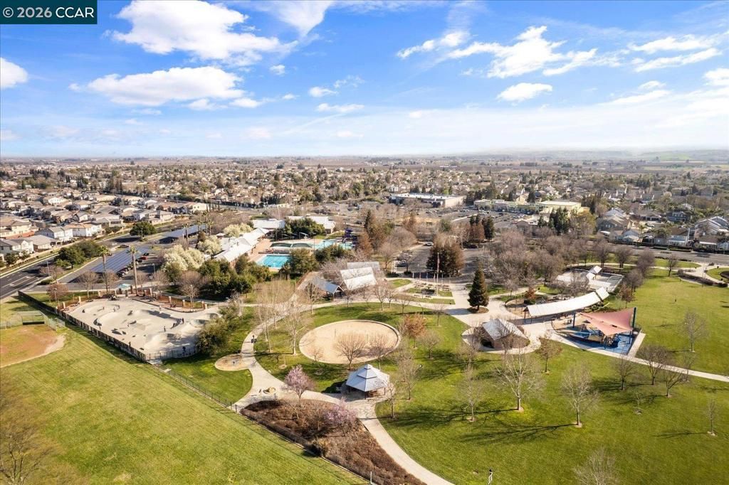 Image 91 of property listing at 447 Avondale Ct, Brentwood, CA 94513