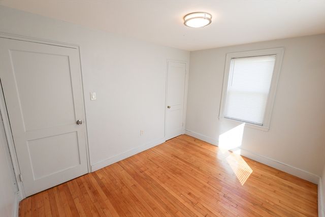 15 Ridgeview Avenue 1R, Boston, MA 02126