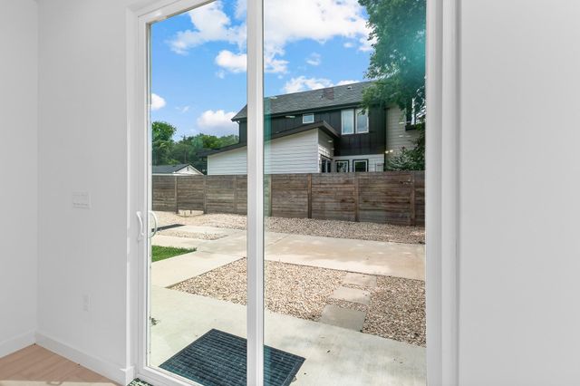 5305 Ledesma unit 4 Ledesma RD 4, Austin, TX 78721