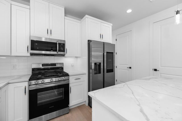 5305 Ledesma unit 4 Ledesma RD 4, Austin, TX 78721