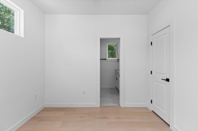 5305 Ledesma unit 4 Ledesma RD 4, Austin, TX 78721