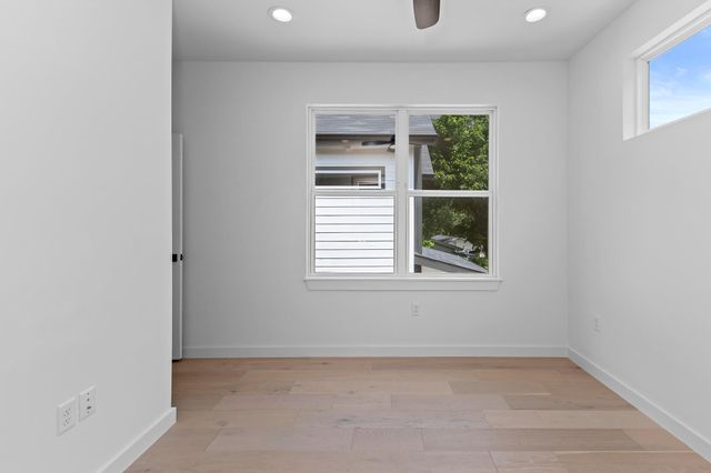 5305 Ledesma unit 4 Ledesma RD 4, Austin, TX 78721