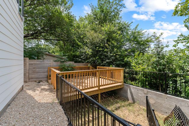5305 Ledesma unit 4 Ledesma RD 4, Austin, TX 78721