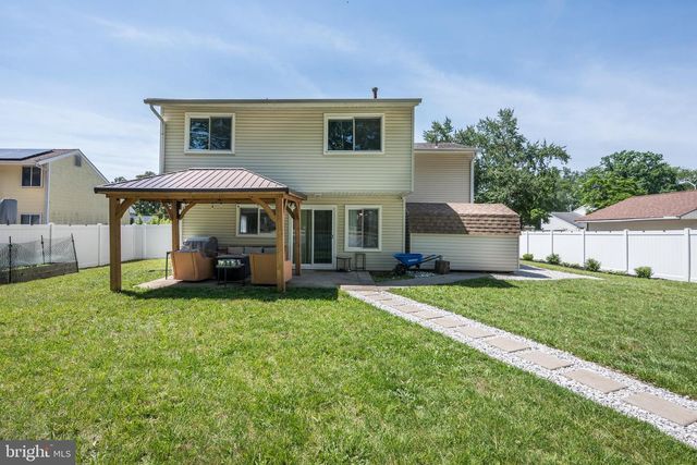 10 EDGEVIEW LN, Sicklerville, NJ 08081