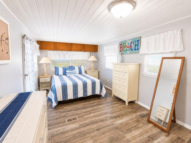 1912 IOWA AVENUE, Bradenton, FL 34207