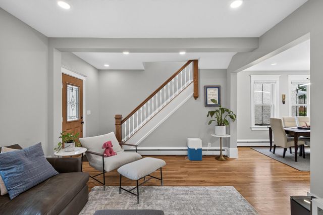 419 2nd Street NE, Minneapolis, MN 55413