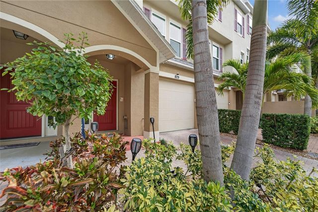 829 CALLISTA CAY LOOP, Tarpon Springs, FL 34689