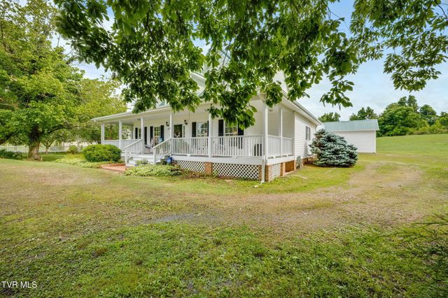 745 Rocky Branch Road, Blountville, TN 37617