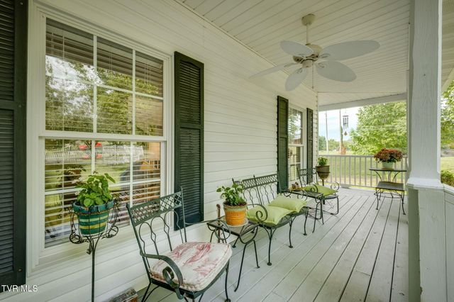 745 Rocky Branch Road, Blountville, TN 37617