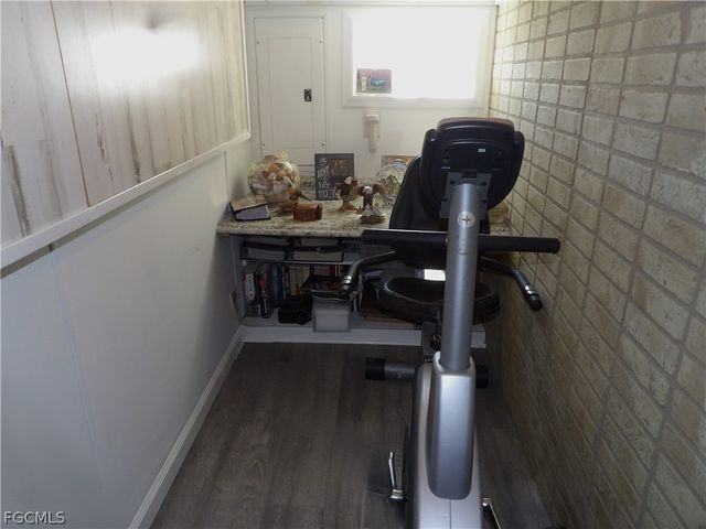 563 Timber LN S, North Fort Myers, FL 33917