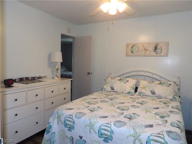 563 Timber LN S, North Fort Myers, FL 33917