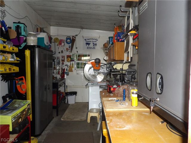 563 Timber LN S, North Fort Myers, FL 33917