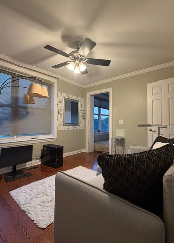 6906 W MEDILL Avenue 2E, Chicago, IL 60707