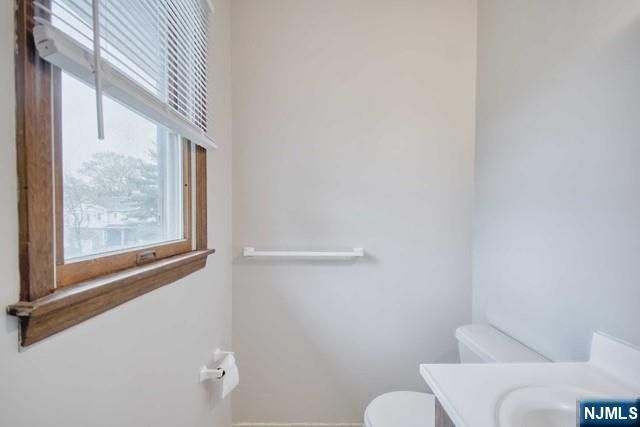 44 Newcomb Road 1 FL, Tenafly, NJ 07670