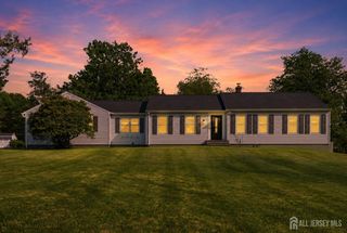 7 Smith Branch Road, Whitehouse Station, NJ 08889