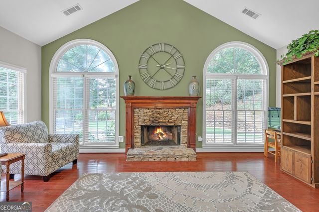 400 Chandler Court, Sugar Hill, GA 30518