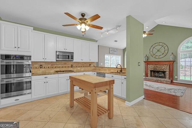400 Chandler Court, Sugar Hill, GA 30518