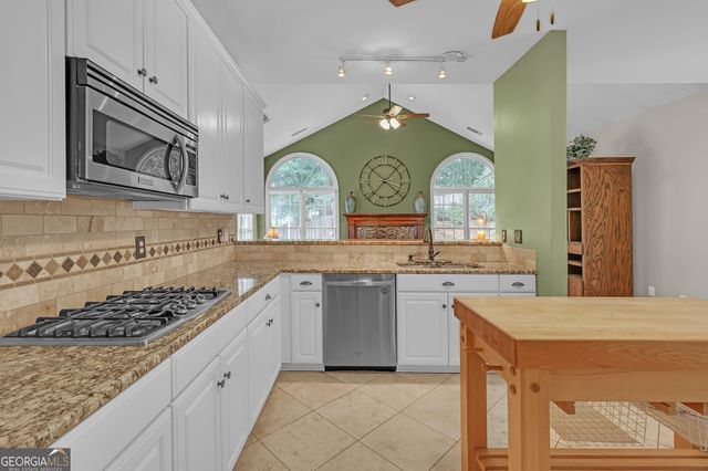 400 Chandler Court, Sugar Hill, GA 30518