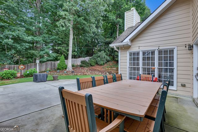 400 Chandler Court, Sugar Hill, GA 30518