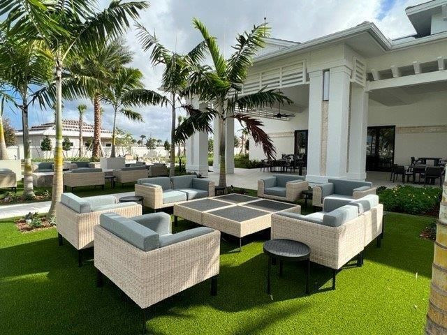 10158 Timber Crk Way, Palm Beach Gardens, FL 33412