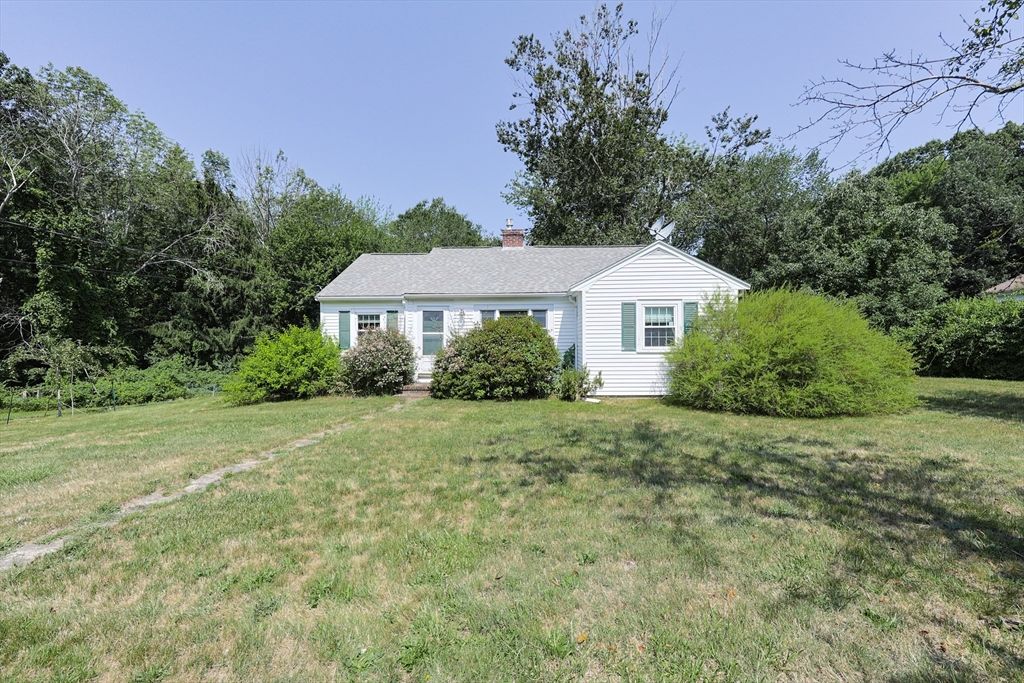 1015 Webster St, Hanover, MA 02339