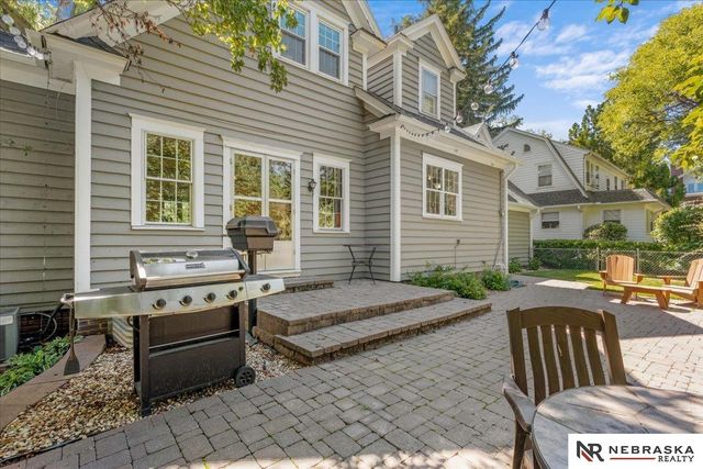 3172 Sheridan Boulevard, Lincoln, NE 68502