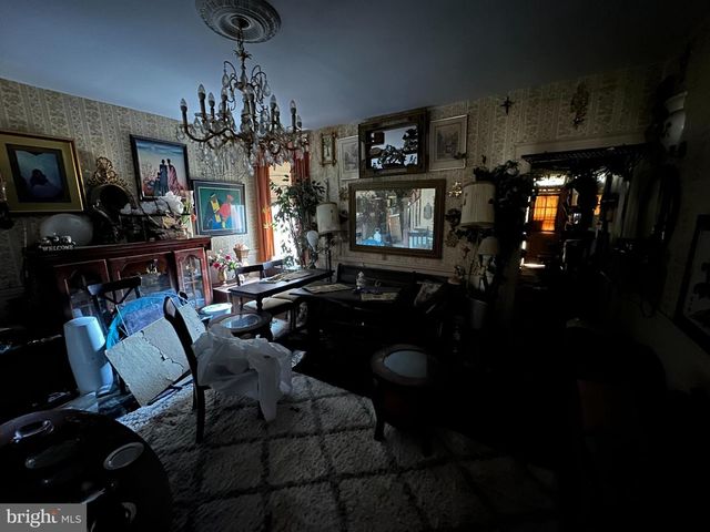 2827 CHESTERFIELD AVE, Baltimore, MD 21213