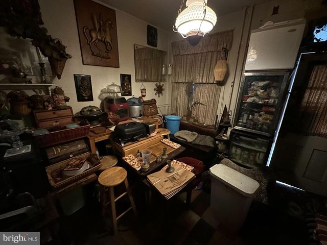 2827 CHESTERFIELD AVE, Baltimore, MD 21213