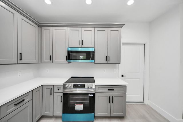 8218 Lawler Street, Houston, TX 77051