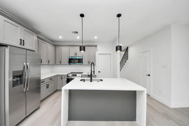 8218 Lawler Street, Houston, TX 77051