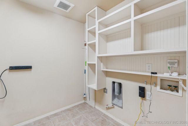 4200 W Kent Street, Broken Arrow, OK 74012