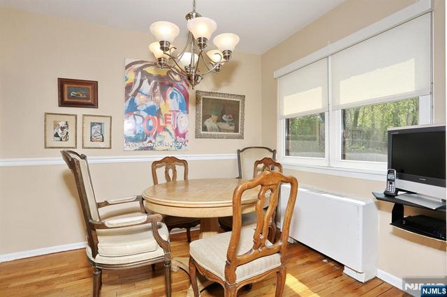 311 Grand Avenue 23, Englewood, NJ 07631