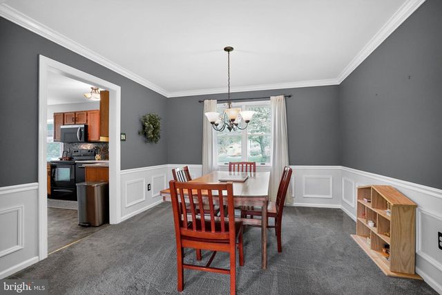 32 RIDGE RUN RD, Sellersville, PA 18960