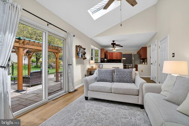 32 RIDGE RUN RD, Sellersville, PA 18960