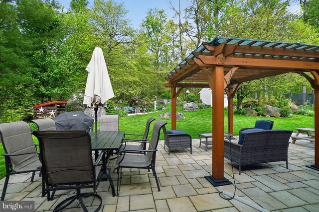 32 RIDGE RUN RD, Sellersville, PA 18960