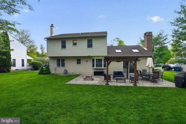 32 RIDGE RUN RD, Sellersville, PA 18960