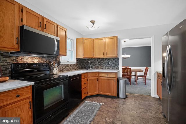 32 RIDGE RUN RD, Sellersville, PA 18960
