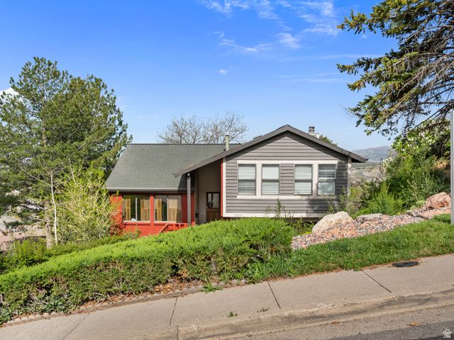 3322 S MONTE VERDE DR, Salt Lake City, UT 84109