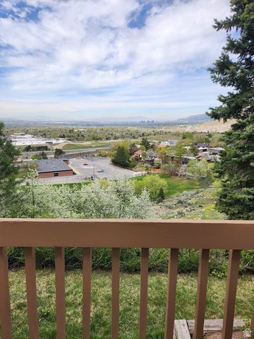 3322 S MONTE VERDE DR, Salt Lake City, UT 84109