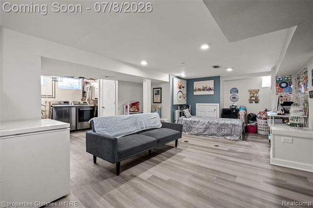 23844 Cherry Hill Street, Dearborn, MI 48124