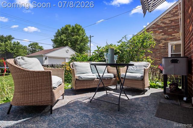 23844 Cherry Hill Street, Dearborn, MI 48124
