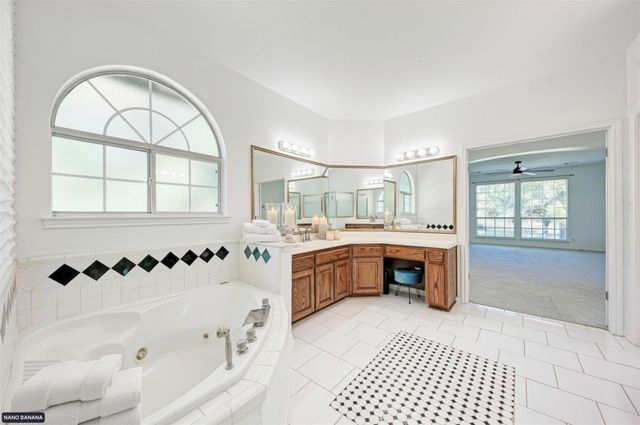 3300 Onion Hollow CV, Austin, TX 78739