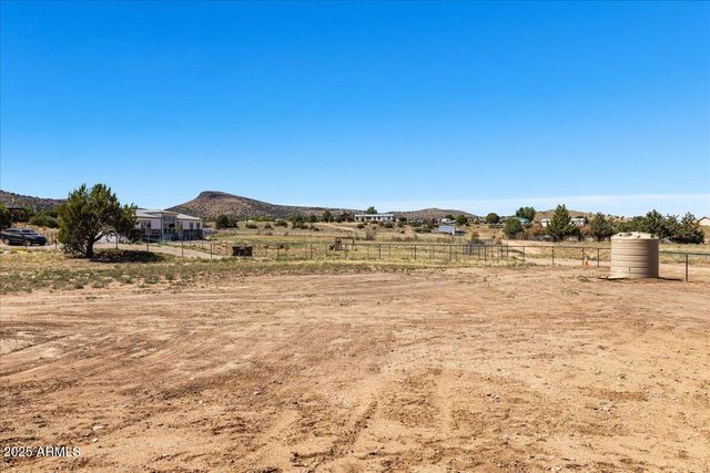 2310 N SMOKI Trail, Chino Valley, AZ 86323