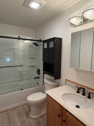 875 LANCASTER DRIVE, Fairbanks, AK 99712