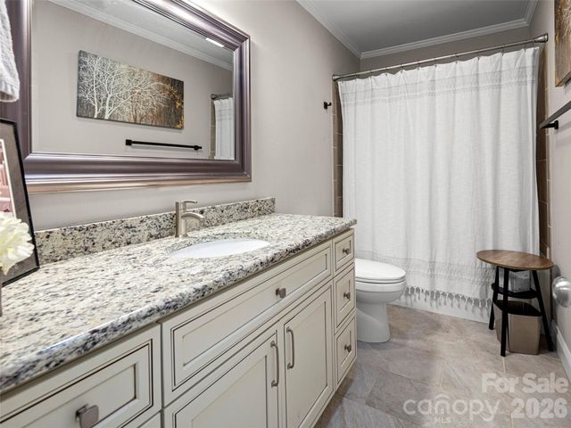 120 Deerlake Drive, Asheville, NC 28803